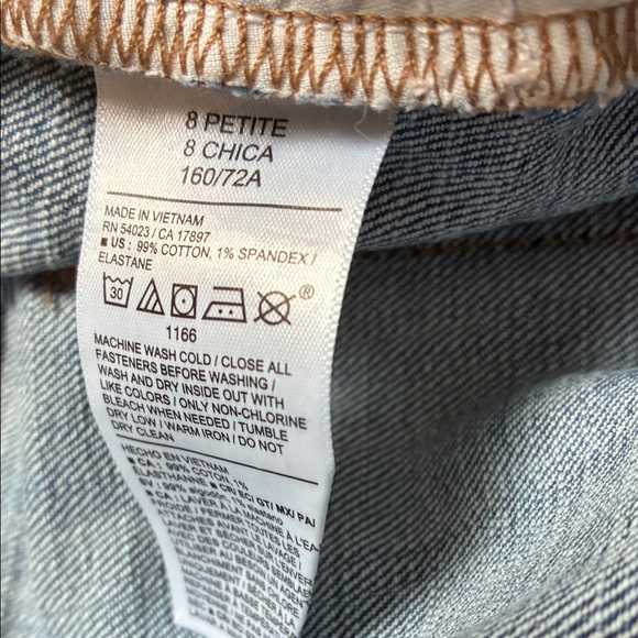 Old Navy Sz 8P high rise barrel leg jeans LN - Picture 6 of 6